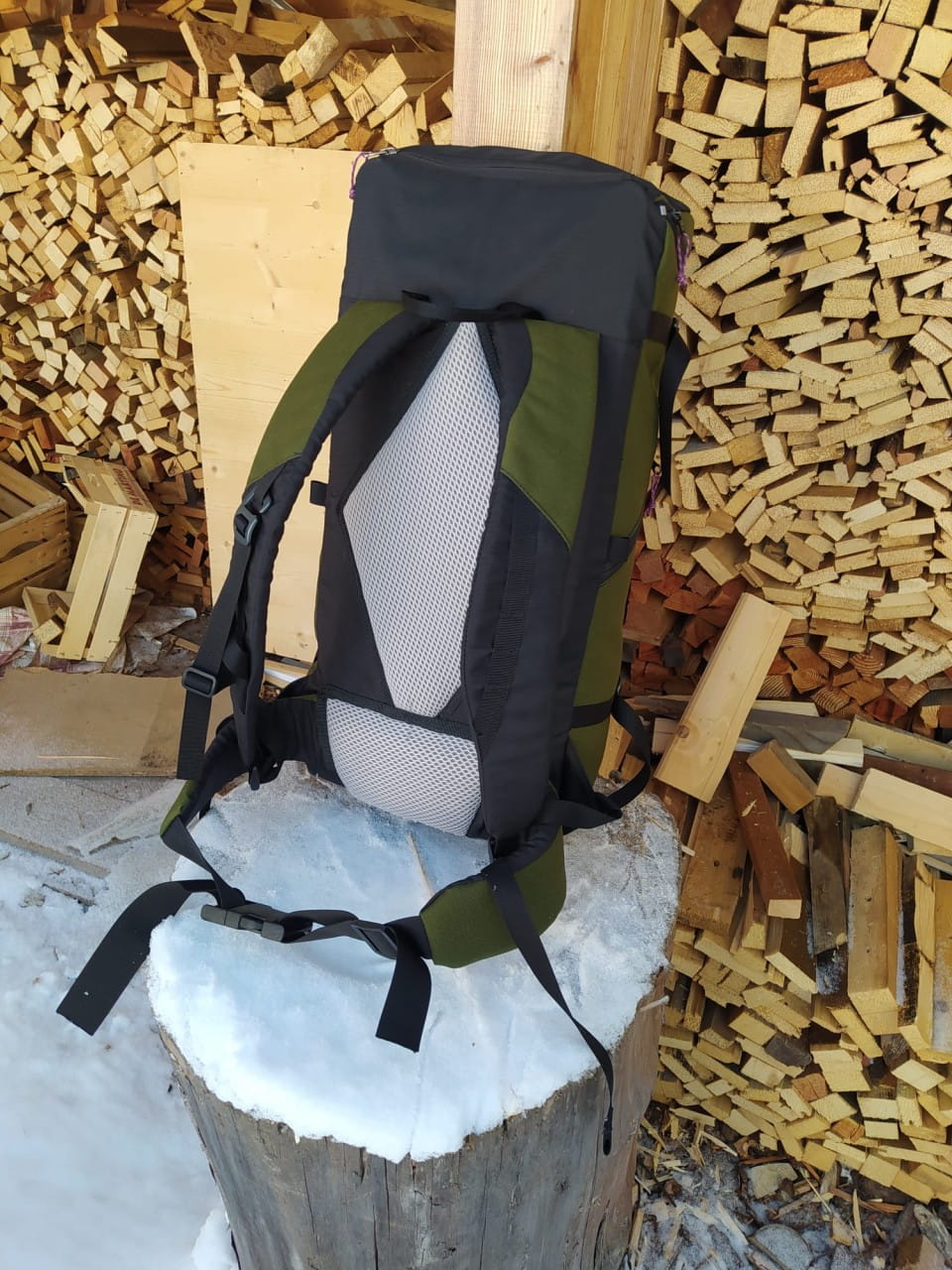 25L Backpack made of